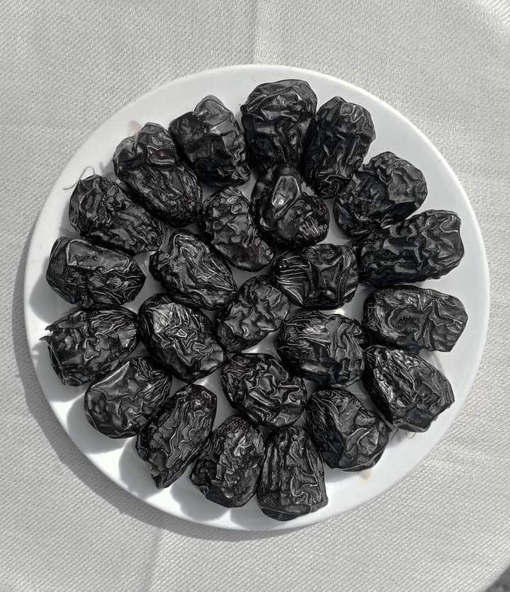 Ajwa Dates (আজওয়া খেজুর) 1kg